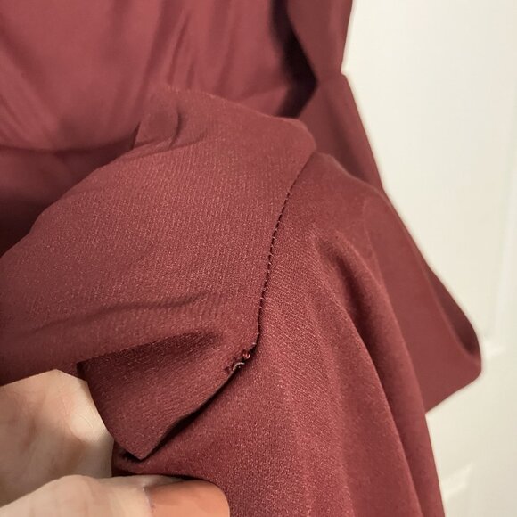 Lulus Jumpsuit Womens L Illustrious Charm Burgundy Cap Sleeve Cutout New/Defects - Picture 12 of 16